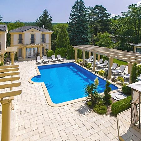Luxury-Villas ショプロン エクステリア 写真