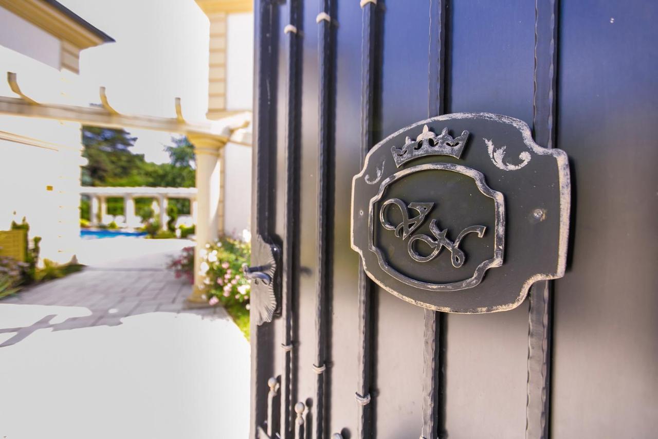 Luxury-Villas ショプロン エクステリア 写真