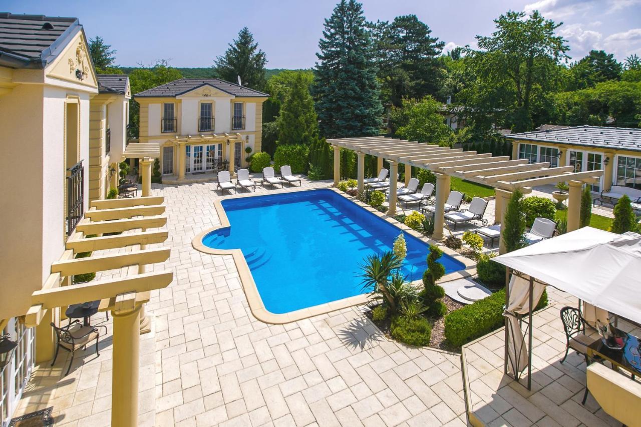 Luxury-Villas ショプロン エクステリア 写真
