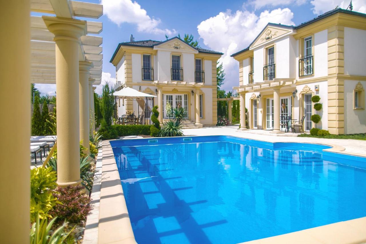 Luxury-Villas ショプロン エクステリア 写真