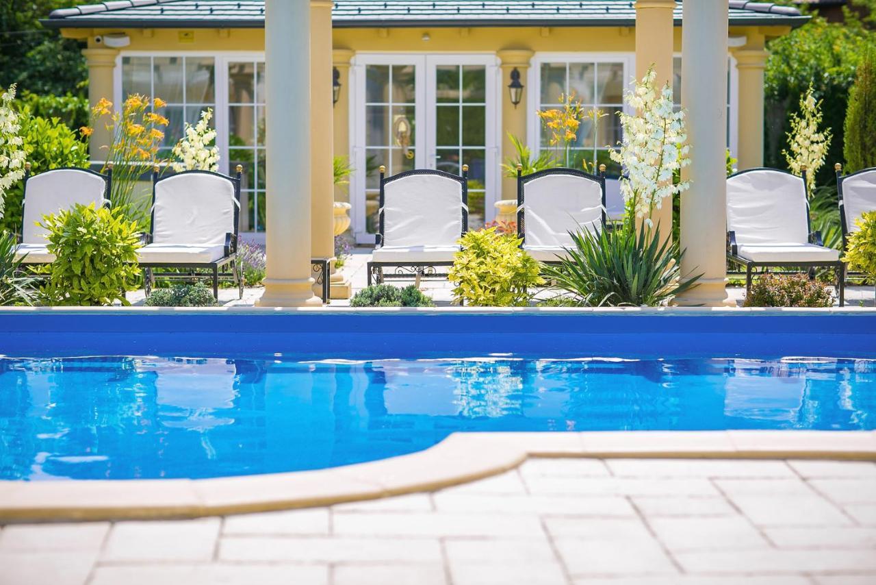 Luxury-Villas ショプロン エクステリア 写真