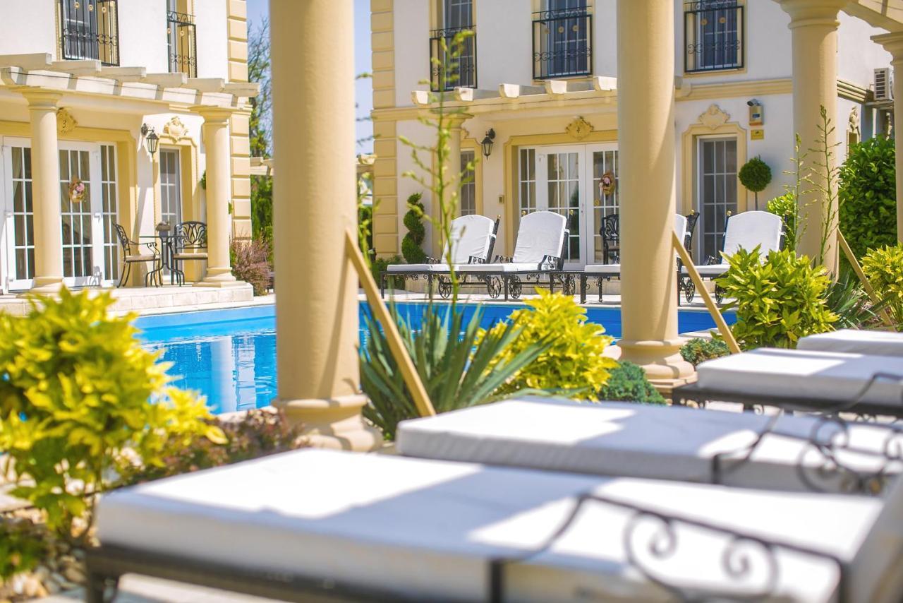 Luxury-Villas ショプロン エクステリア 写真