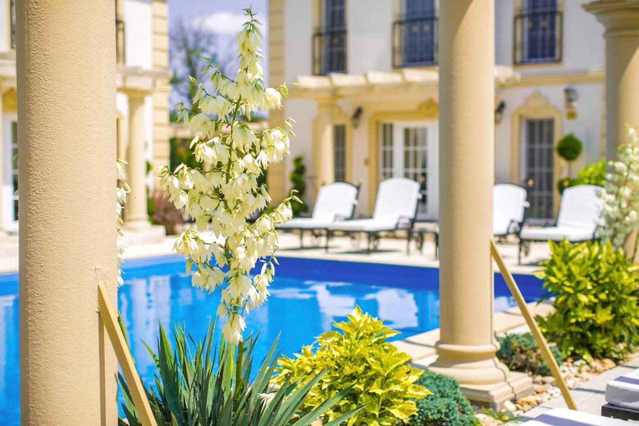 Luxury-Villas ショプロン エクステリア 写真