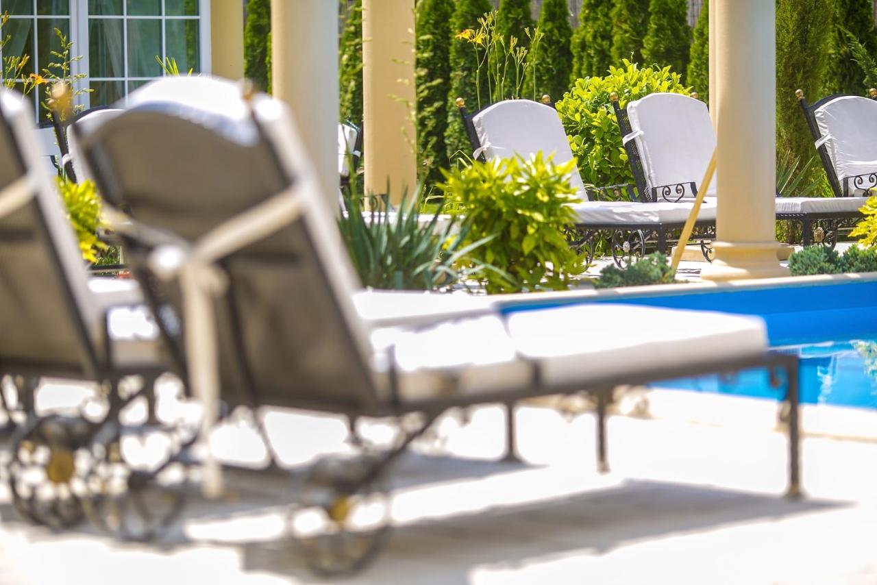 Luxury-Villas ショプロン エクステリア 写真