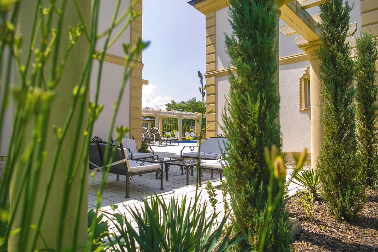 Luxury-Villas ショプロン エクステリア 写真